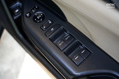 2016 Honda CIVIC 1.8 FC EL Sedan