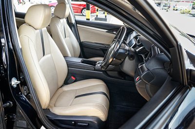 2016 Honda CIVIC 1.8 FC EL Sedan