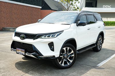 2022 Toyota FORTUNER 2.8 Legender SUV