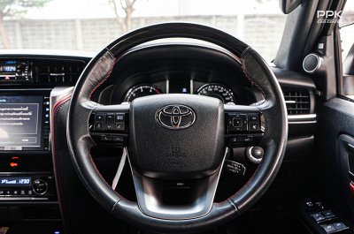 2022 Toyota FORTUNER 2.8 Legender SUV