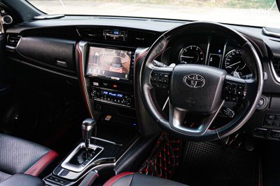 2022 Toyota FORTUNER 2.8 Legender SUV