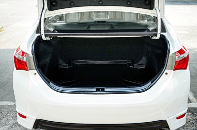 2014 Toyota Corolla Altis 1.8 Esport Sedan