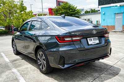2025 Toyota Yaris Ativ 1.2  Premium Luxury Sedan