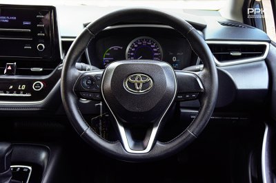 2020 Toyota Corolla Altis 1.8  Hybrid Entry Sedan