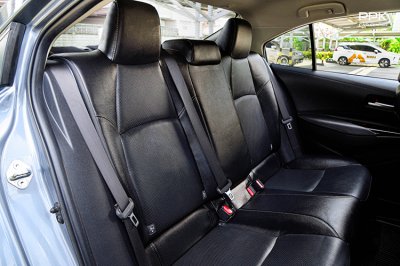 2020 Toyota Corolla Altis 1.8  Hybrid Entry Sedan