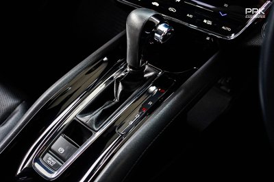 2018 Honda HR-V 1.8 (ปี 14-18) RS SUV