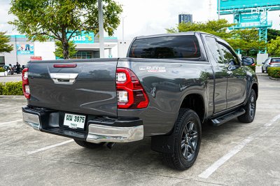 2023 Toyota HILUX REVO 2.4 Smart Cab Prerunner Entry Pickup