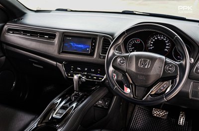 2018 Honda HR-V 1.8 (ปี 14-18) RS SUV