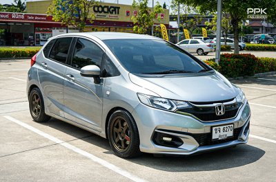 2021 Honda JAZZ 1.5  V Hatchback