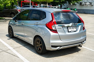 2021 Honda JAZZ 1.5  V Hatchback