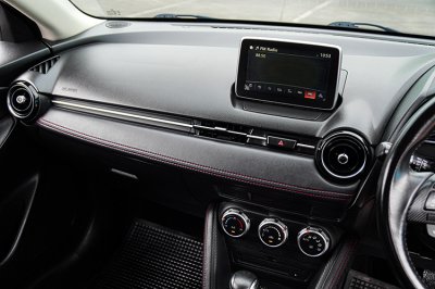 2016 Mazda 2 1.3 High Sedan