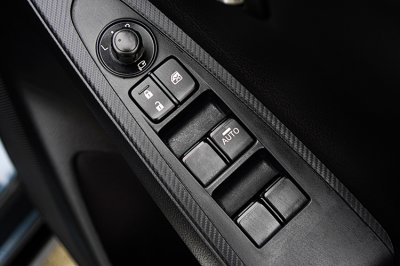 2016 Mazda 2 1.3 High Sedan