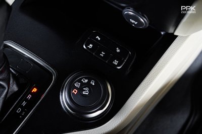 2016 Ford EVEREST 3.2 Titanium+ 4WD SUV