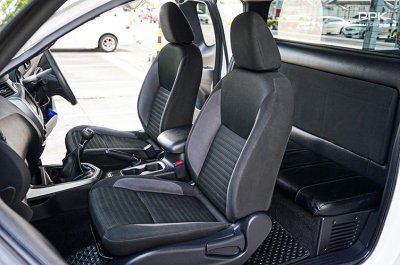 2021 Nissan Navara 2.5 King Cab SL Pickup