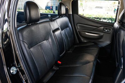 2015 Mitsubishi TRITON 2.4 Double Cab GLS Plus Navi Pickup