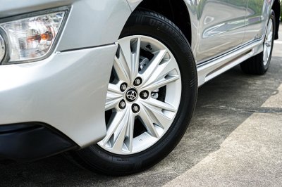 2017 Toyota Innova 2.8 Crysta V Wagon