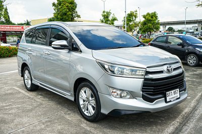 2017 Toyota Innova 2.8 Crysta V Wagon