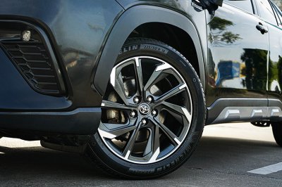 2023 Toyota Corolla Altis 1.8 Hybrid GR Sport