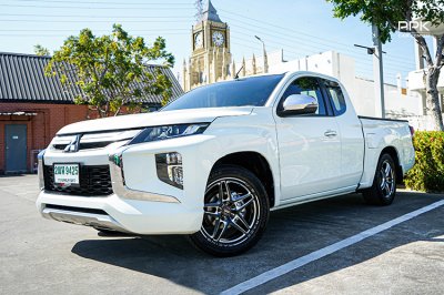 2020 Mitsubishi Triton 2.5 GLX Mega Cab