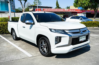 2020 Mitsubishi Triton 2.5 GLX Mega Cab