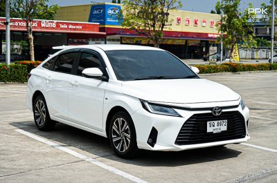 2022 Toyota Yaris Ativ 1.2  Sport Sedan