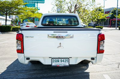 2020 Mitsubishi Triton 2.5 GLX Mega Cab