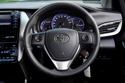 2019 TOYOTA YARIS ATIV 1.2 E