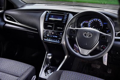 2019 TOYOTA YARIS ATIV 1.2 E