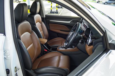 2023 MG ZS 1.5 V SUV