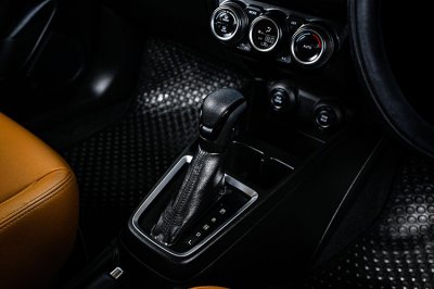 2022 Suzuki Swift 1.2 GL Plus (Limitless edition)