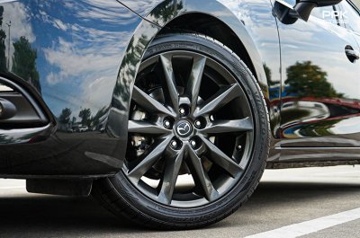 2018 Mazda 3 2.0  S Sports Hatchback