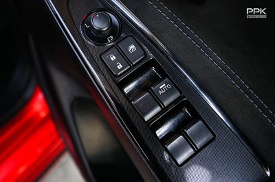 2020 Mazda 2 1.3 S Leather