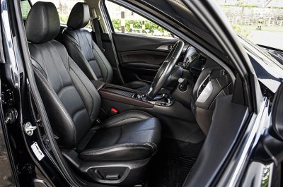 2018 Mazda 3 2.0  S Sports Hatchback