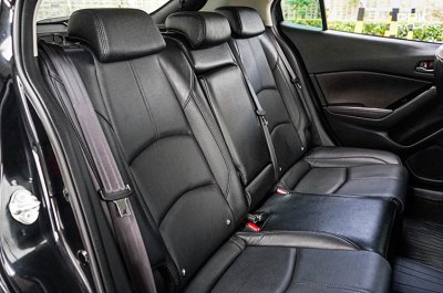 2018 Mazda 3 2.0  S Sports Hatchback