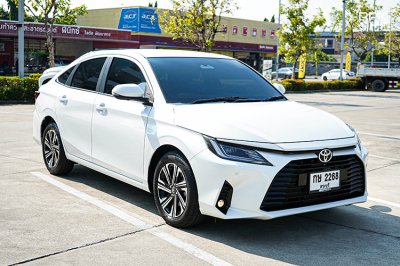 2023 Toyota Yaris Ativ 1.2 Premium Sedan