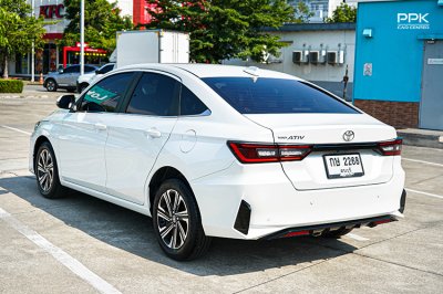 2023 Toyota Yaris Ativ 1.2 Premium Sedan