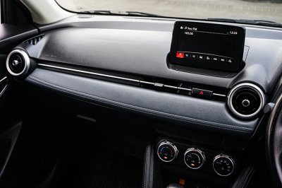2022 Mazda 2 1.3 S Leather