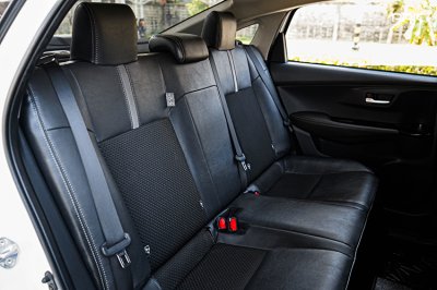 2023 Toyota Yaris Ativ 1.2 Premium Sedan