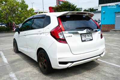 2018 Honda JAZZ 1.5  V Hatchback