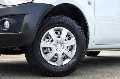 2011 Mitsubishi Triton 2.4 GL Single Cab CNG