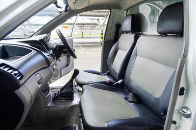 2011 Mitsubishi Triton 2.4 GL Single Cab CNG