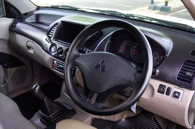 2011 Mitsubishi Triton 2.4 GL Single Cab CNG