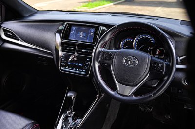 2021 Toyota Yaris 1.2  Sport Premium Black Roof