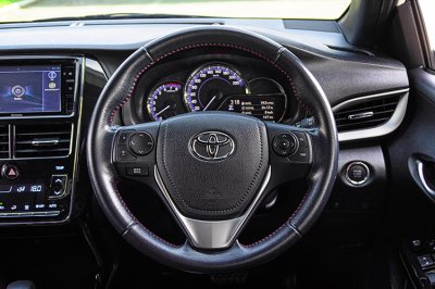 2021 Toyota Yaris 1.2  Sport Premium Black Roof