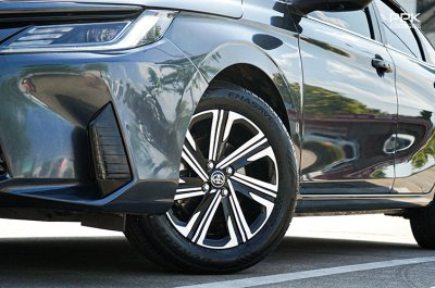 2025 Toyota Yaris Ativ 1.2 Premium Sedan