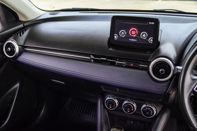 2020 Mazda 2 1.3 S Leather