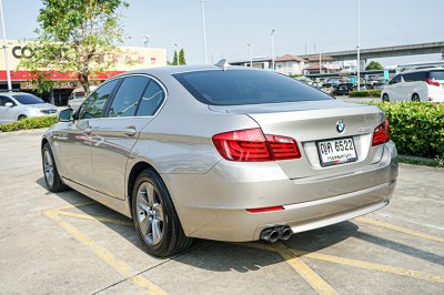 2011 BMW SERIES 5 523i