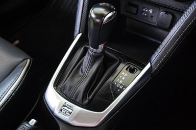 2020 Mazda 2 1.3 S Leather
