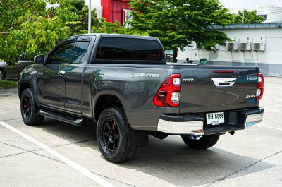 2020 Toyota HILUX REVO 2.4 Smart Cab Prerunner Entry Pickup