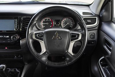 2018 Mitsubishi Triton 2.4 GLS Plus Ltd Mega Cab